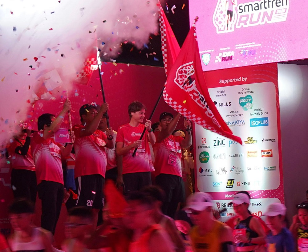 5.000 Pelari Meriahkan Ajang Lari SMARTFREN RUN 2025